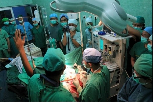 Ciri Sakit Kepala Yang Perlu Diperiksakan ke Dokter Spesialis Saraf 